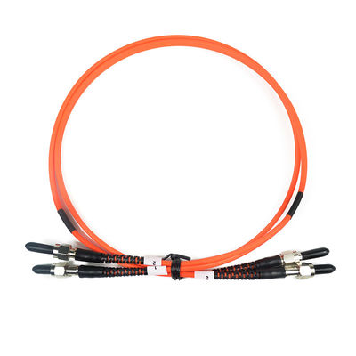Przemysłowy kabel światłowodowy FTTH Simplex ze złączem SMA 905