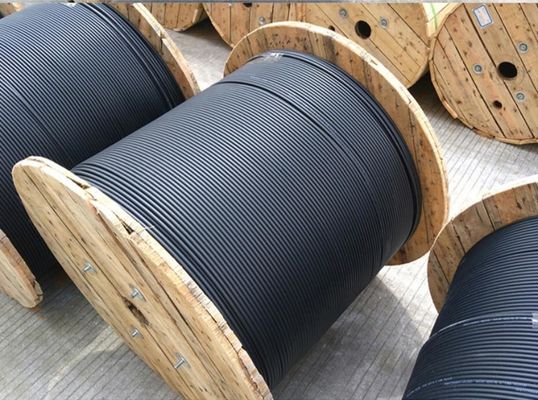 Zewnętrzny kabel światłowodowy typu GYTA53 z podwójnym płaszczem